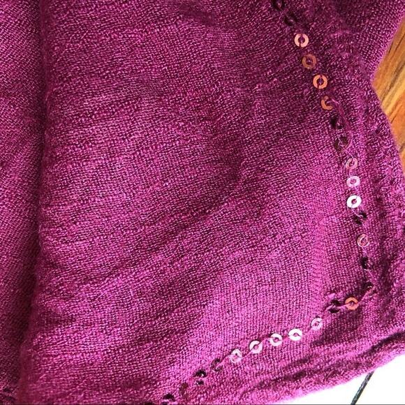 Beautiful‎ Sequin lined soft pink scarf - Picture 2 of 3